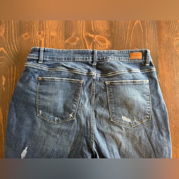 Judy Blue Distressed Slim Fit Jeans - Size 20W - Picture 5 of 5